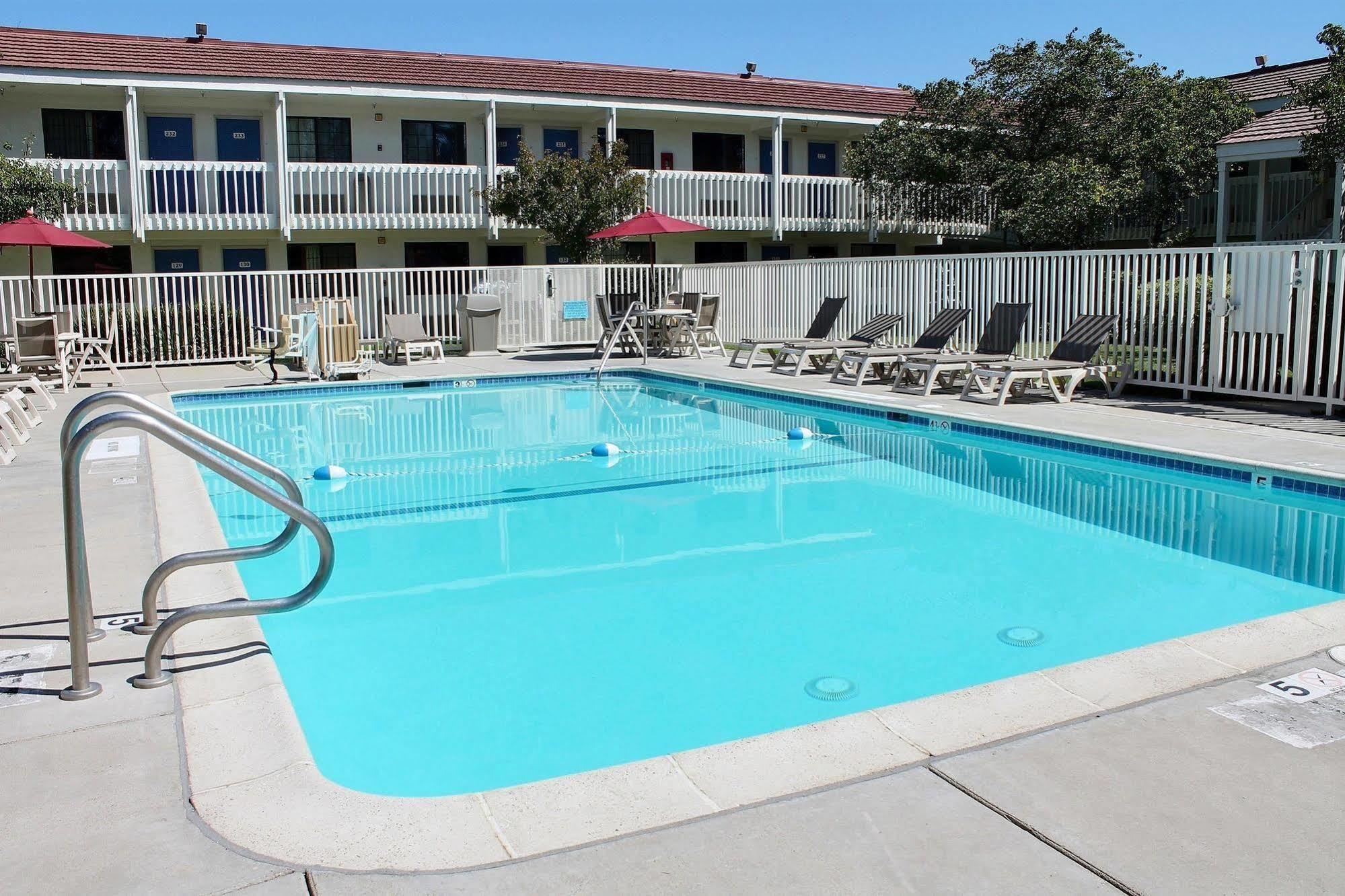 Motel 6-San Luis Obispo, Ca - South Kültér fotó